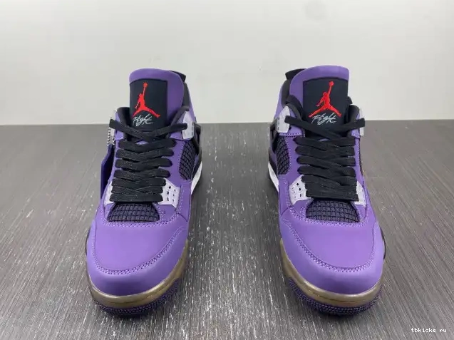 Reps TB Jordan Purple Retro 766296 Scott Family) LN4 and Travis 4 (Friends 0413